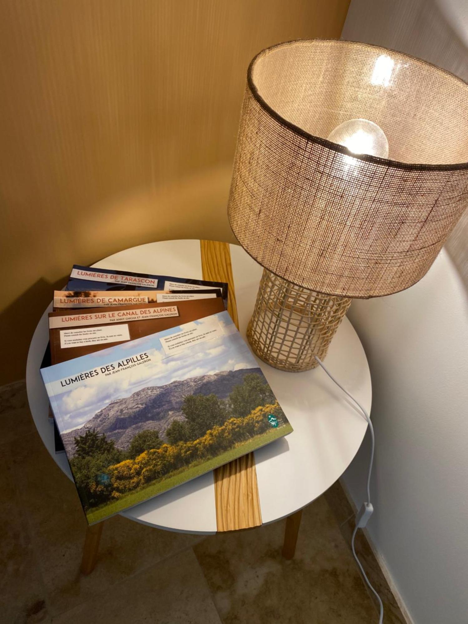 Apartament Les Logis De Cocagne Saint-Rémy-de-Provence Zewnętrze zdjęcie