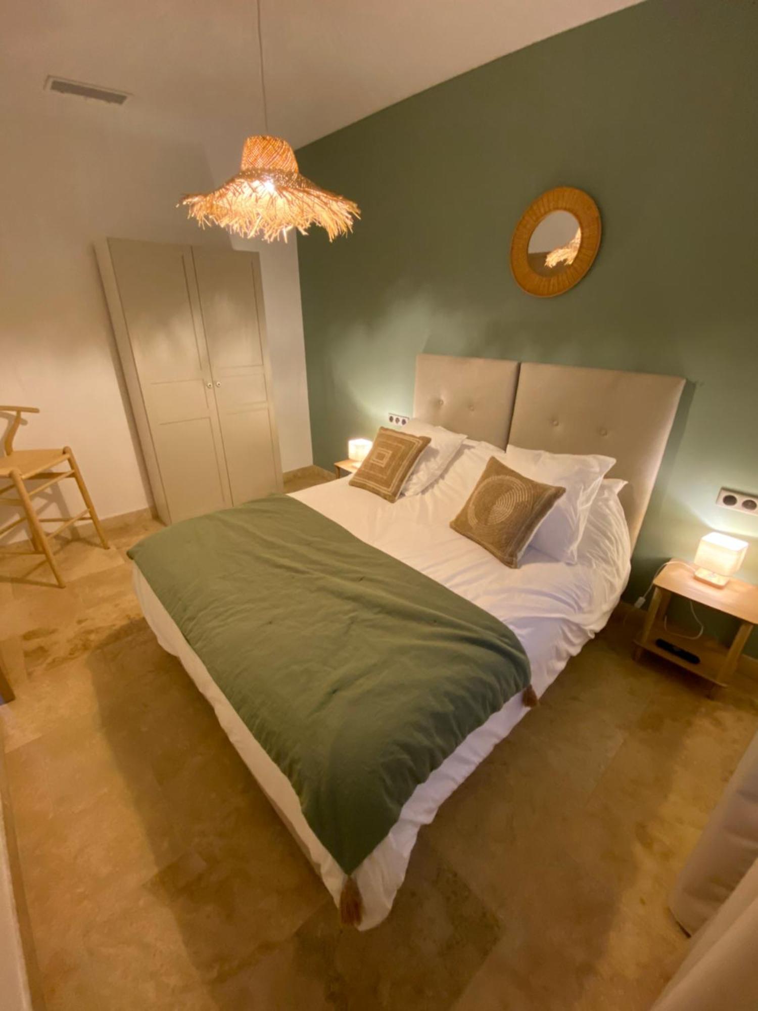 Apartament Les Logis De Cocagne Saint-Rémy-de-Provence Zewnętrze zdjęcie