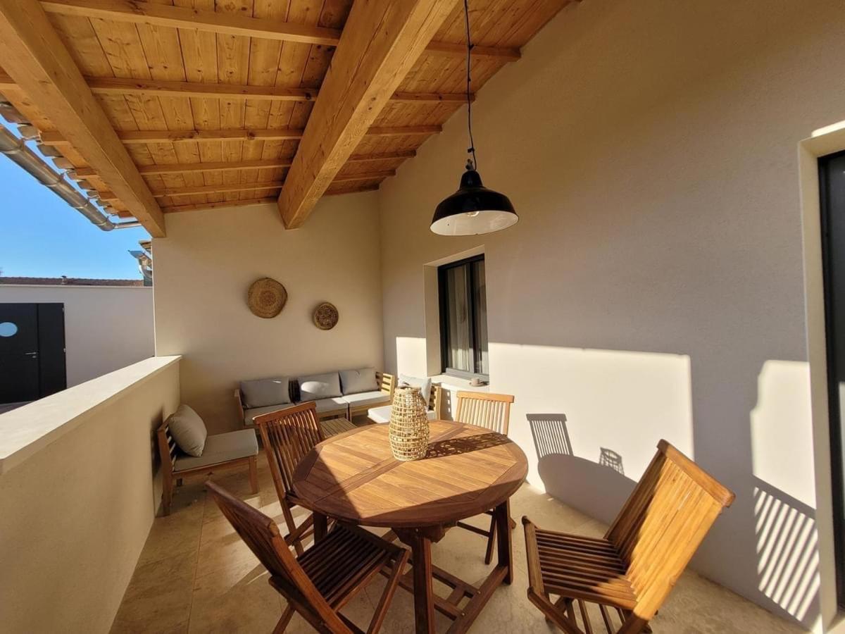 Apartament Les Logis De Cocagne Saint-Rémy-de-Provence Zewnętrze zdjęcie
